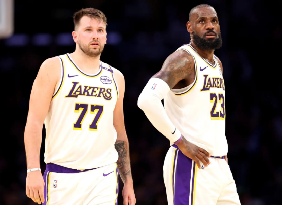 湖人易主！体育圈最高售价：100亿美元！