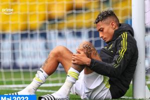 博鱼-蜕变❗拉菲尼亚3年前为利兹保级奋战 本赛季28球20助金球最大热门