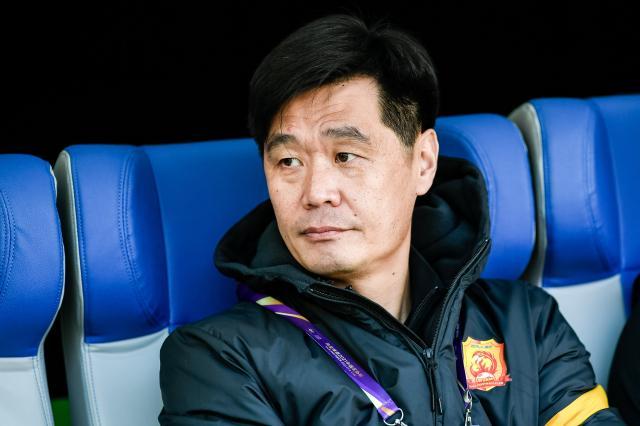 博鱼体育-国足新名单正式公布 李霄鹏招52名球员+15名教练